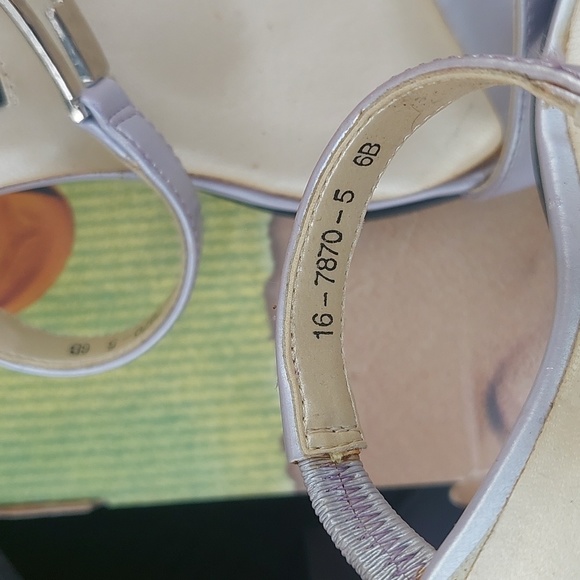 Valley Lane - Picture 3 of 4